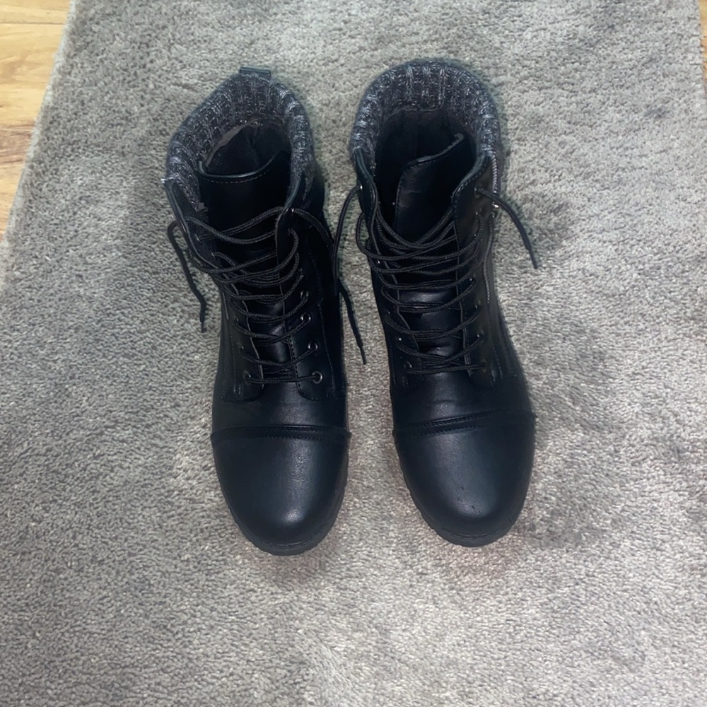 Black Winter Boots - image 3